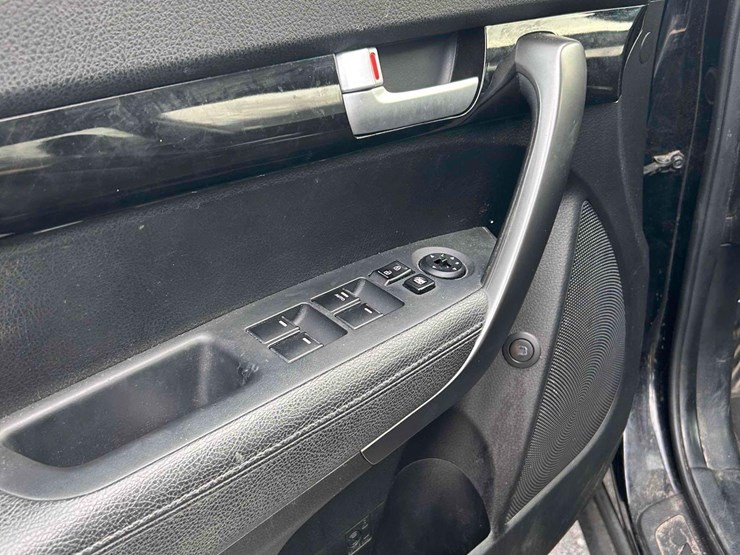 2015-kia-sorento-image-18