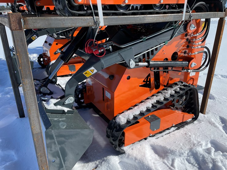 #5414-•-2025-ats-mini-skid-steer-loader-t460-image-1