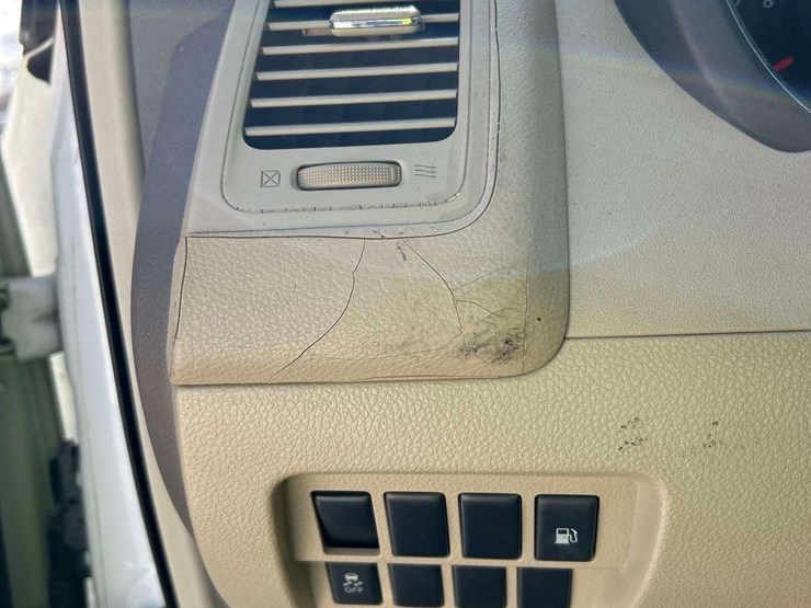 2011-nissan-murano-image-16