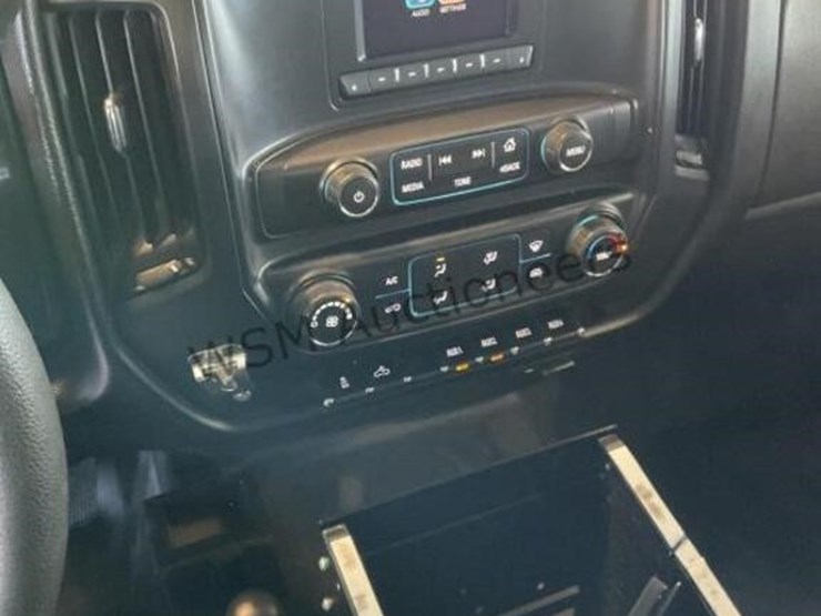 2016-chevrolet-silverado-2500-image-19