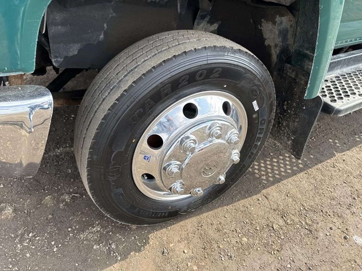 2009-chevrolet-kodiak-c5500-image-8