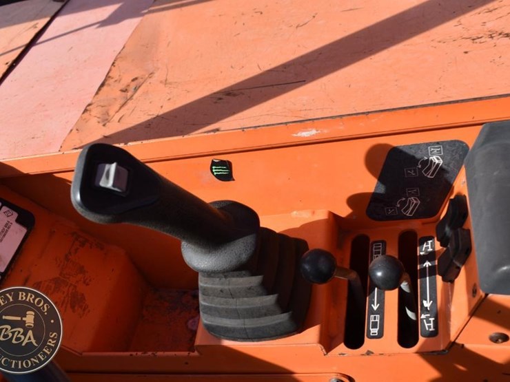 2017-sky-trak-10054-image-26