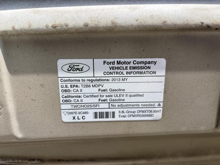 2013-ford-e350-image-8