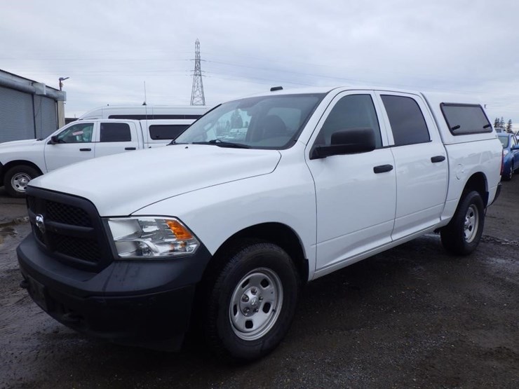 2015-dodge-1500-image-1