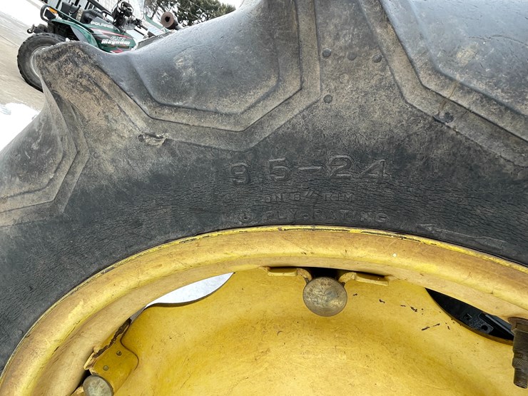 2001-john-deere-5205-image-39