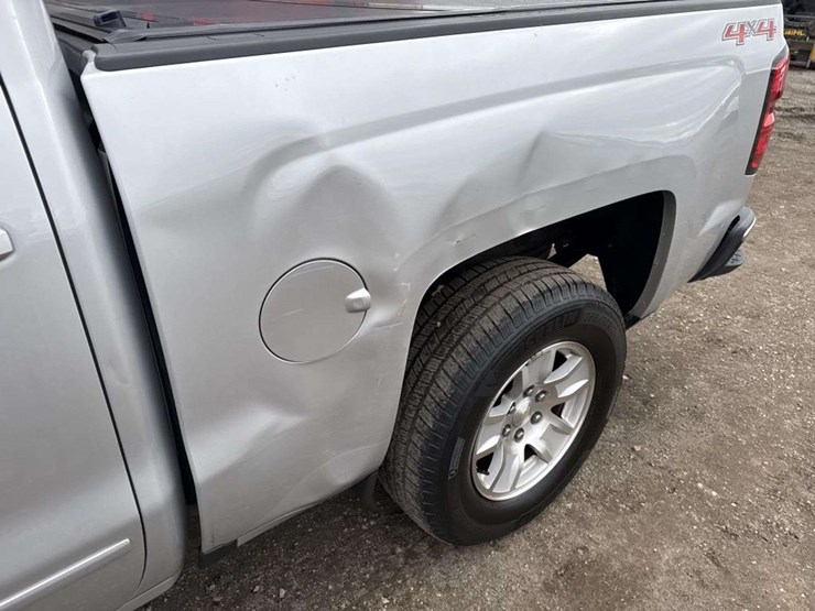 2017-chevrolet-silverado-1500-image-25