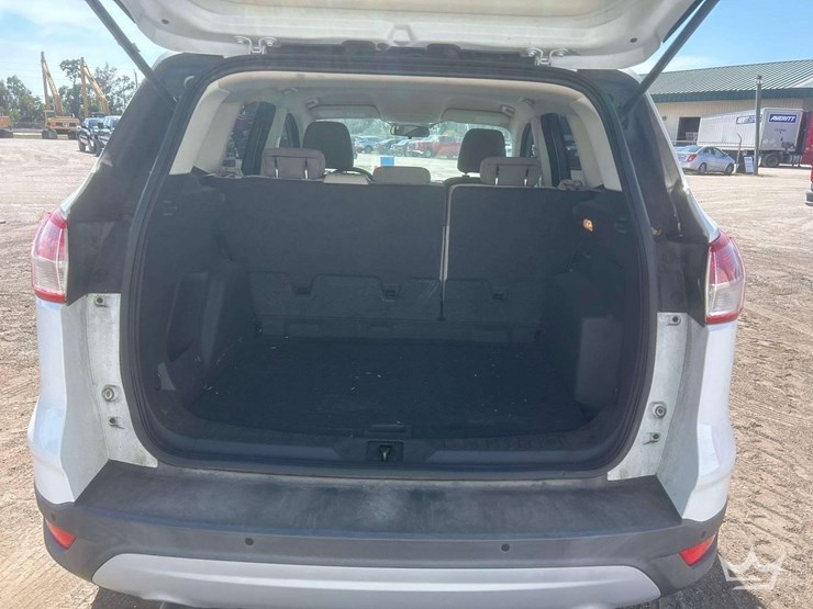 2016-ford-escape-image-23