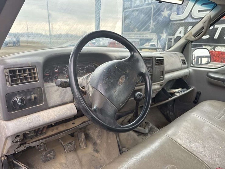 1999-ford-f250-image-17