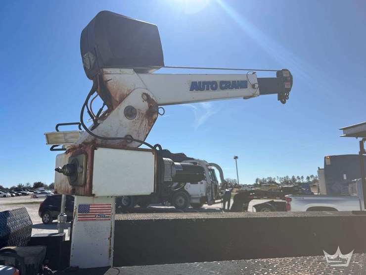 2015-ford-f350-image-34