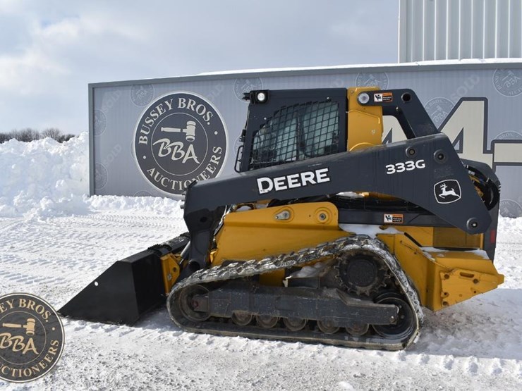 2020-deere-333g-image-11