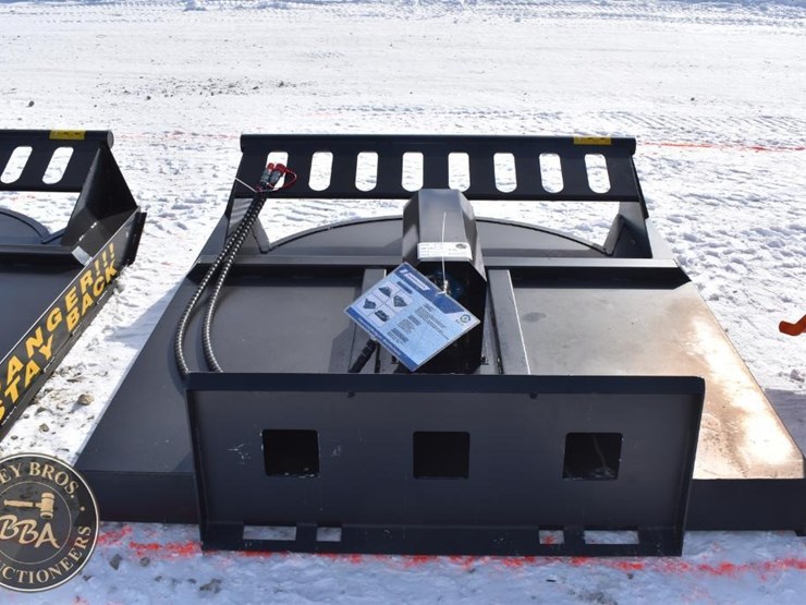 agt-industrial-brush-cutter-attachment-41880-image-2