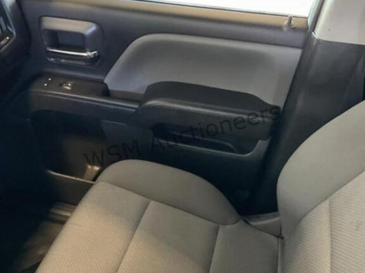 2018-chevrolet-silverado-1500-image-19