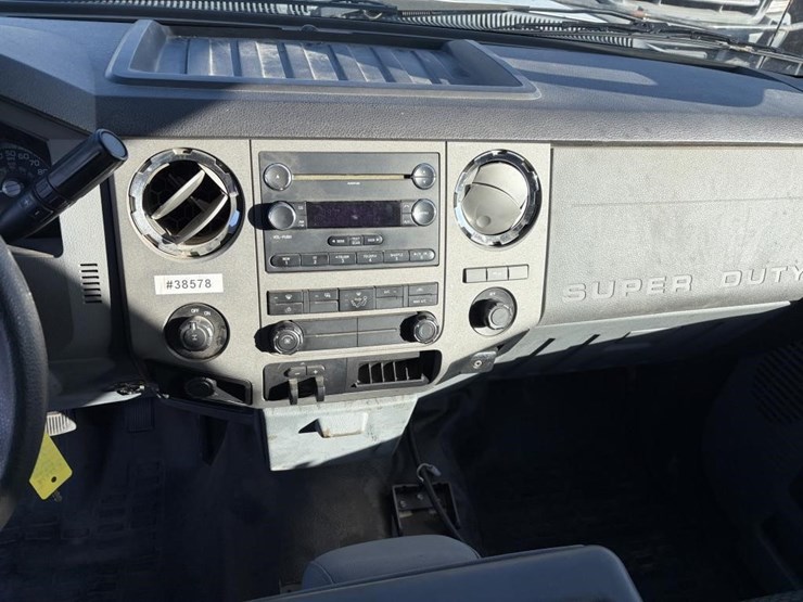 2011-ford-f350-sd-xlt-image-13