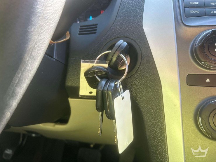 2015-ford-explorer-image-25