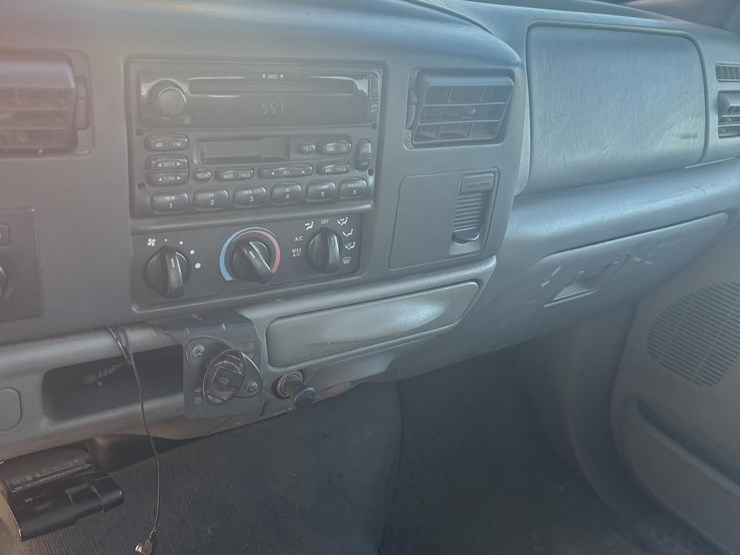 2004-ford-f350-sd-image-11