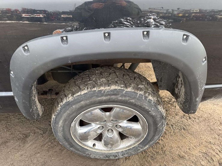 2000-dodge-1500-image-19