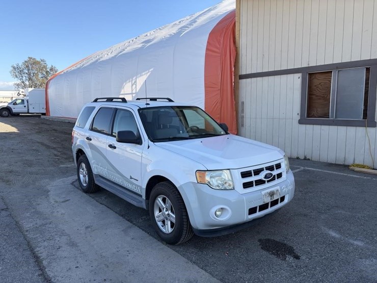2012-ford-escape-image-2