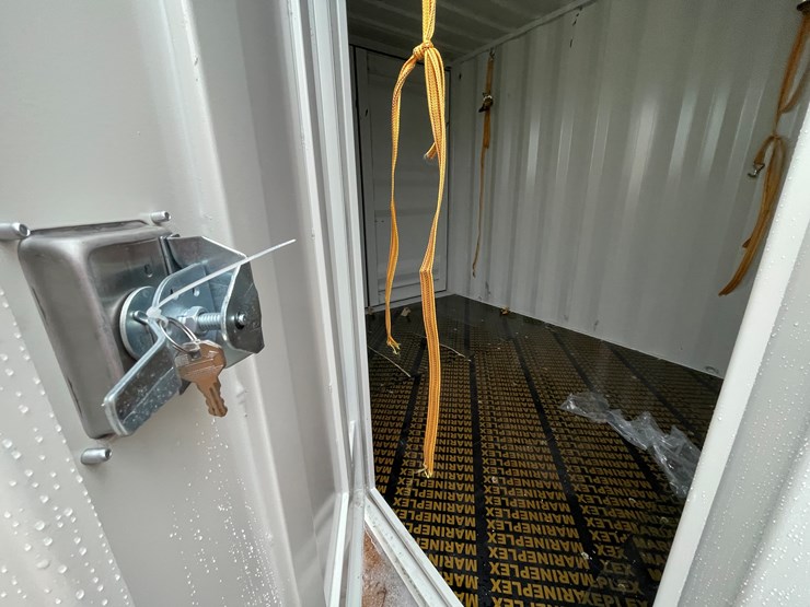 #5401-•-small-office-container-image-9