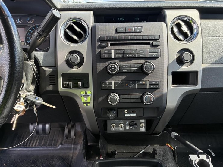 2011-ford-f150-image-12