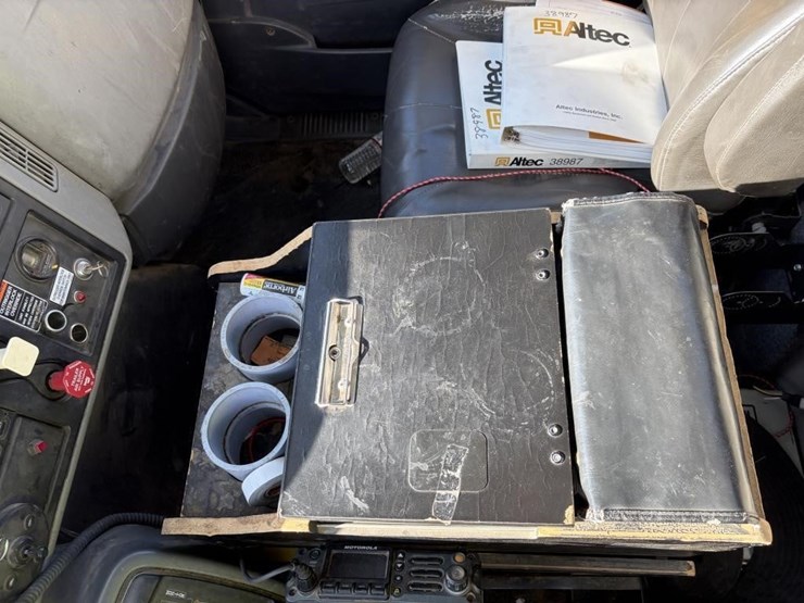 2012-international-workstar-7400-image-22