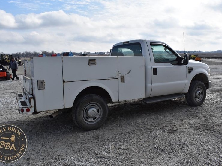 2008-ford-f250-image-9