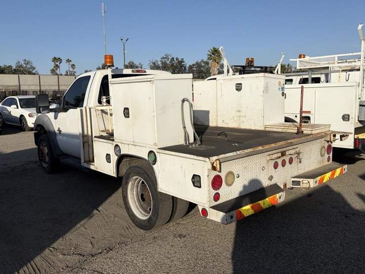 2011-ford-f550-sd-image-4