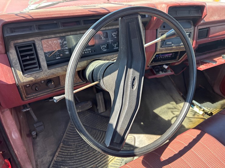 1986-ford-f250-image-8