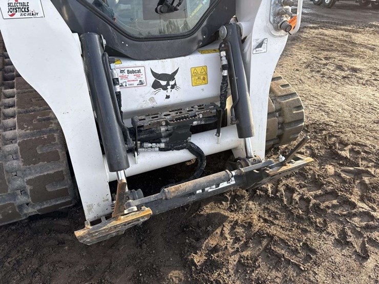 2023-bobcat-t650-image-11