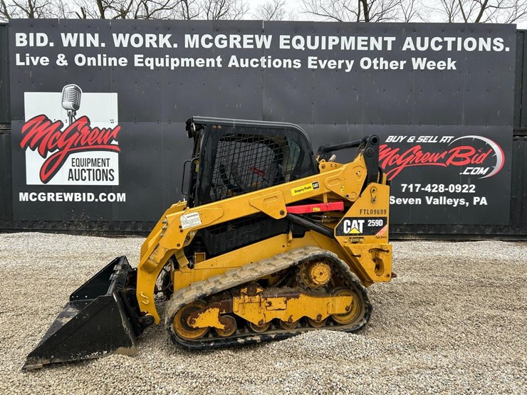 2016-caterpillar-259d-image-1