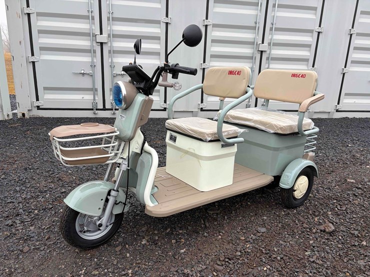 unused-irgc40-battery-powered-mini-golf-cart-image-1