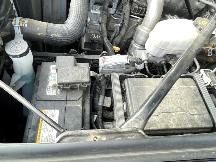 #7551-•-2019-chevy-silverado-high-country-pickup-(has-wi-title)-(blair,-wi)-image-74