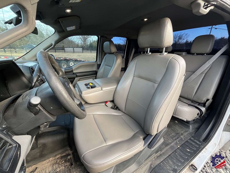 2020-ford-f150-xl-image-60