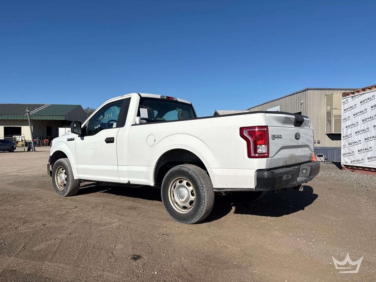 2017-ford-f150-image-5