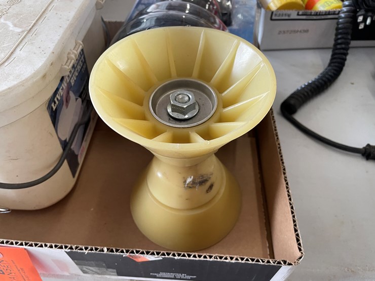 #7615-•-plano-livewell-system-image-6