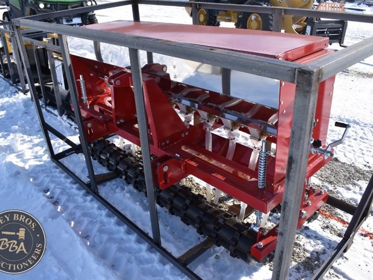 agt-industrial-seeder-attachment-41841-image-3