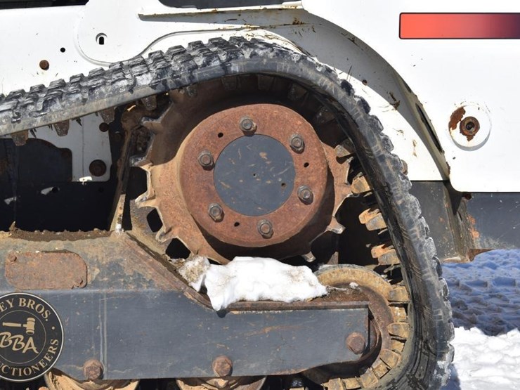 2016-bobcat-t650-image-32