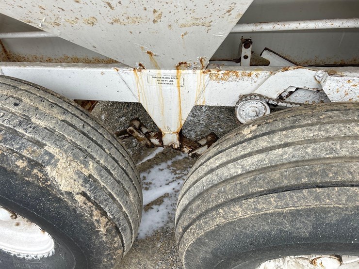 willmar-super-600-spreader-image-18