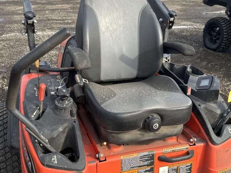 kubota-zd1211-image-9