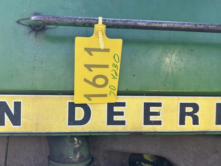 john-deere-4230-image-15