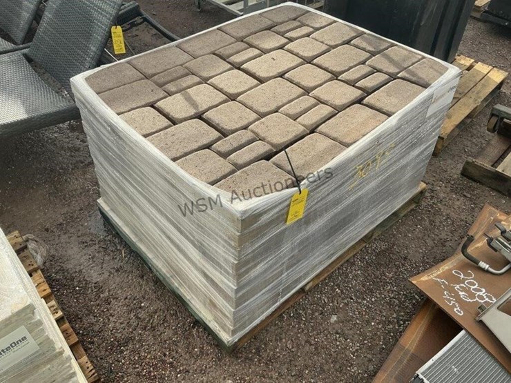 pallet-of-stone-pavers-image-1
