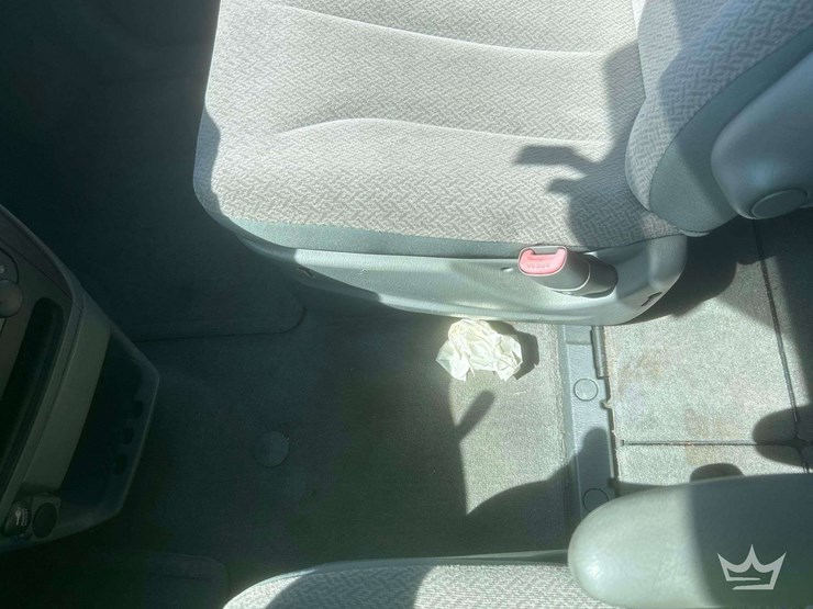 2006-dodge-grand-carvan-van-image-17