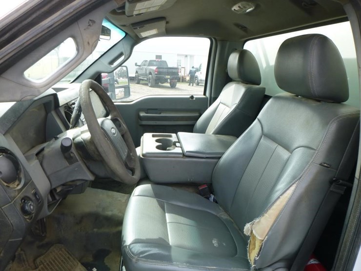 2013-ford-f550-image-7