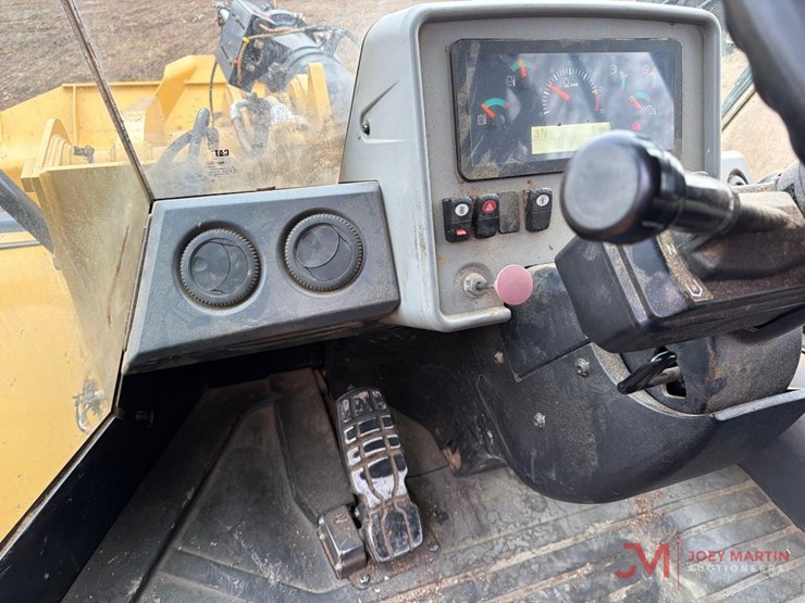 2021-caterpillar-950gc-image-25