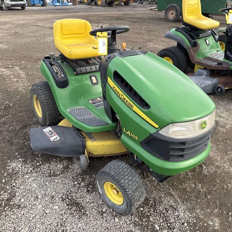 JOHN DEERE LA105