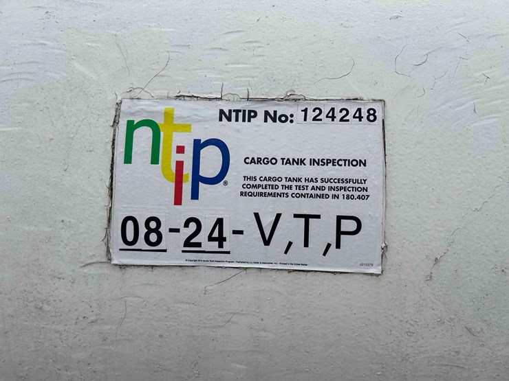 ag-systems-twin-1000-gal.-nh3-tanks-on-gear-#15-image-13