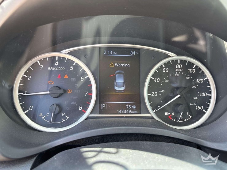 2017-nissan-sentra-sr-sedan-image-15