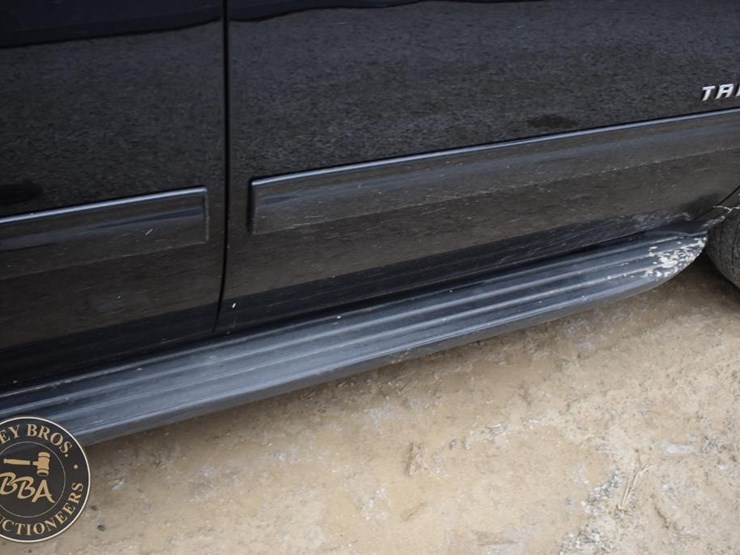 2013-chevrolet-tahoe-ls-image-39