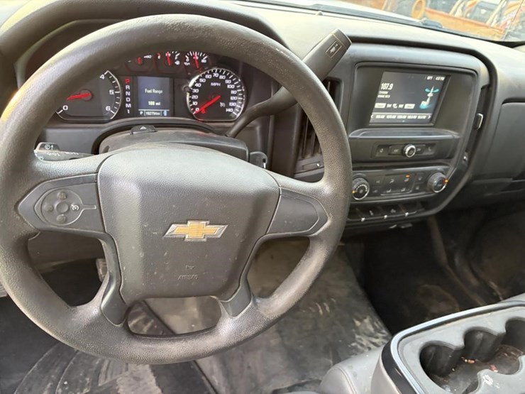 2016-chevrolet-silverado-2500-image-11