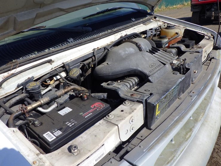 2002-ford-econoline-350-image-11