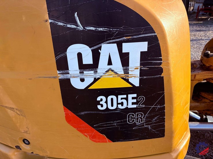2016-cat-305e2-mini-excavator-image-51